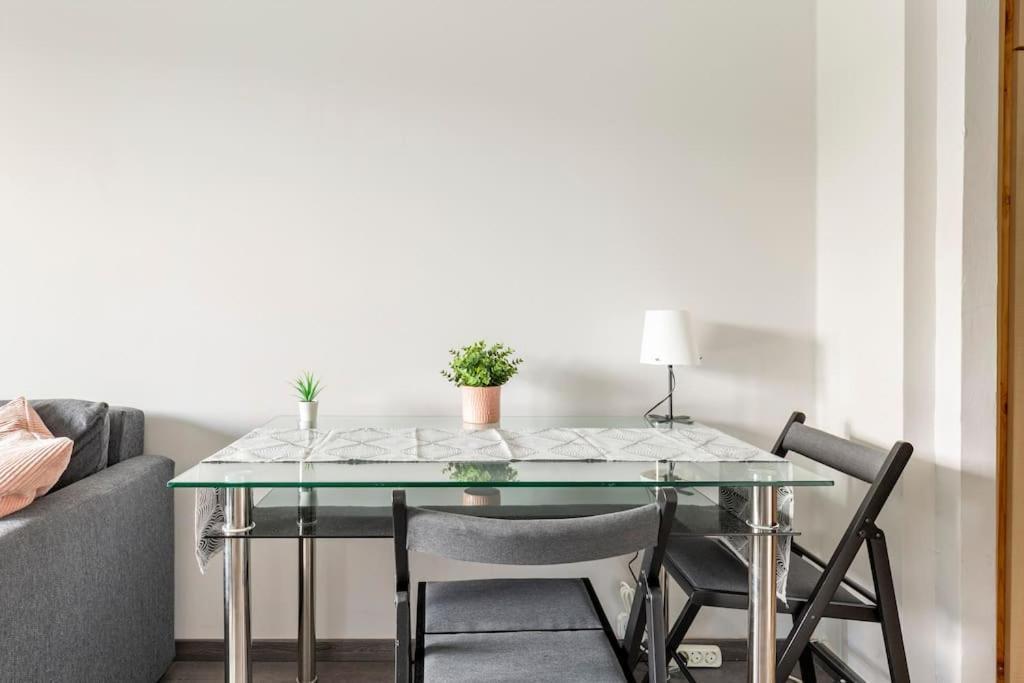 Lovely 1 Bedroom Flat - Gazdagret Budapeste Exterior foto